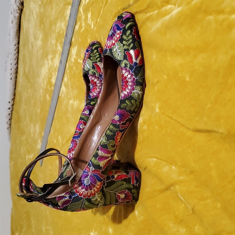 Aquazzura Firenze floral brocade anklestrap block heel size 40/9